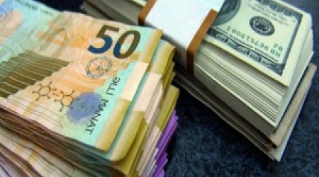 Dollar bahalaşdı - Məzənnə