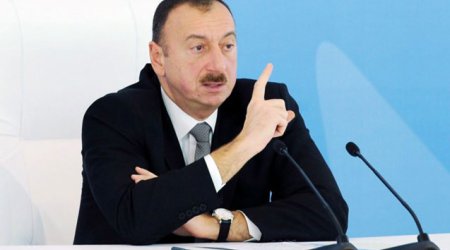 İlham Əliyev fövqəladə toplantı keçirdi