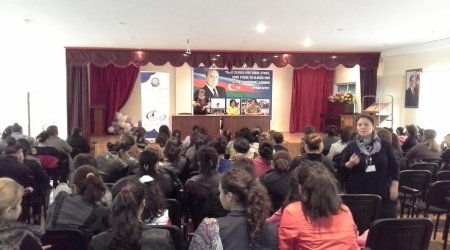 Bakı məktəblərində qızlar təhsildən niyə tez ayrılır?