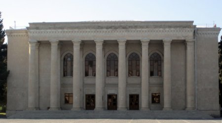 Sumqayıt teatrında 