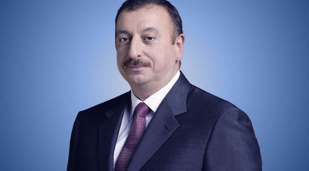 Dövlət başçısı fəxri adlar verdi