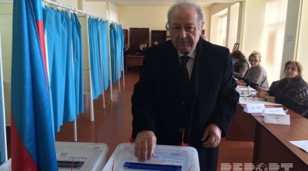 Azərbaycanın keçmiş prezidenti səs verdi