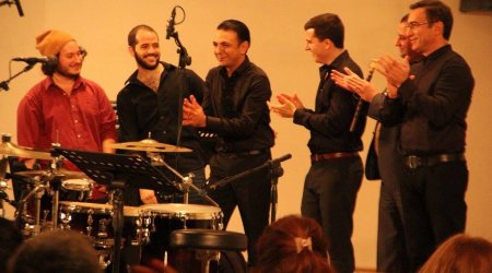 Emil Əfrasiyab: “Dinləyiciylə sevgimiz qarşılıqlıdır” – MÜSAHİBƏ