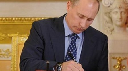 Putin Azərbaycanla bağlı qanunu təsdiqlədi