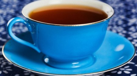 How drinking TEA can keep your bones strong