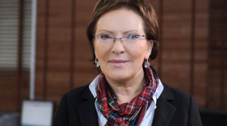 Polşa höküməti istefa verdi