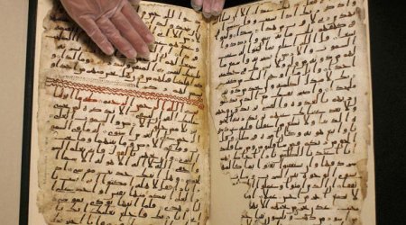 Bakıda 20 min manata Quran satılır - FOTO