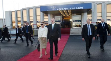 İlham Əliyevin Fransaya səfəri başa çatdı