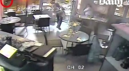 Видео обстрела кафе в Париже