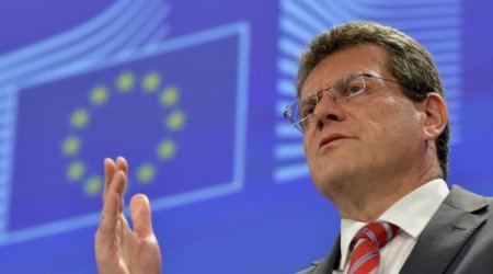 EU energy boss wants urgent push for closer energy union