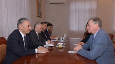 “Ermənistandakı rejim qeyri-demokratik bir rejimdir”