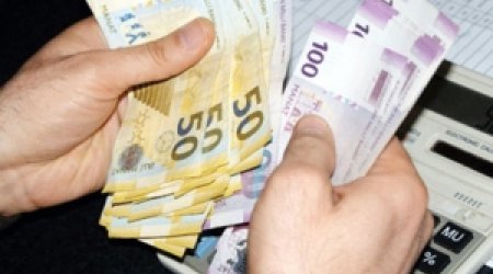 Dollar yenidən ucuzlaşdı - Məzənnə