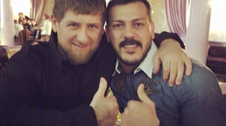 Azərbaycanlı döyüşçü Kadırovun süfrəsində – FOTO