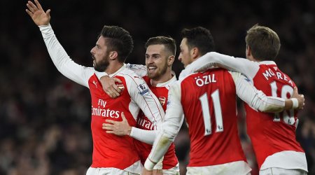 Arsenal hold on for crucial win over Manchester City