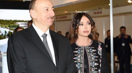 Prezident Bakıda gözdən əlillər üçün yaşayış binasının açılışında