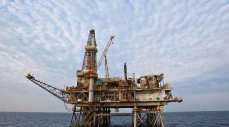 ​Rusiya şirkətləri Xəzərdəki neft-qaz yatağında işlərini dayandırdı