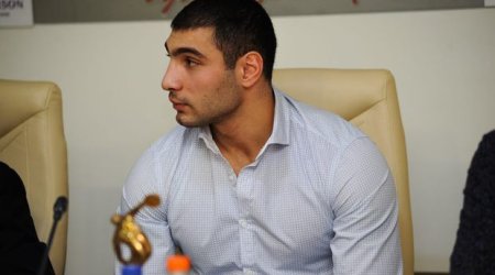 Манукяну понравилась награда от Ильхама Алиева