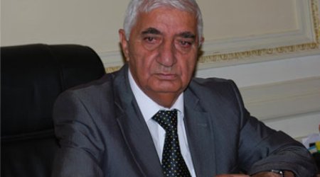 Xalq şairimizdən Kim Çen Ina sərt təpki - VİDEO