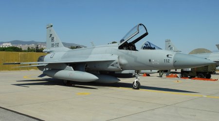 Azerbaijan wants in on JF-17s