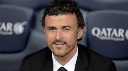 Barcelona Coach Luis Enrique wins 2015 Coach of the Year