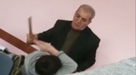 В Сумгаите учитель избил ученика