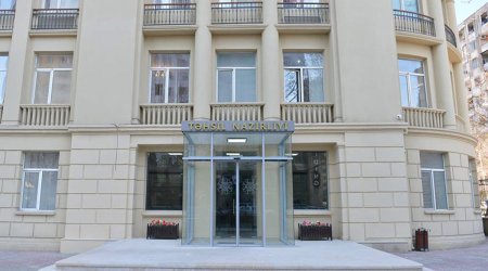 Nazirlik məktəbdə döyülmə faktı ilə bağlı araşdırmalara başladı