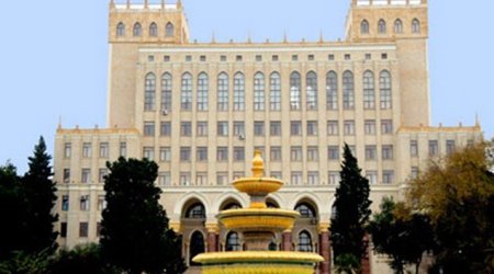 Elmi işçilərin maaşları artırıldı