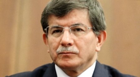 Davudoğlu: “Türkiyə terror qarşısında sarsılmayacaq”