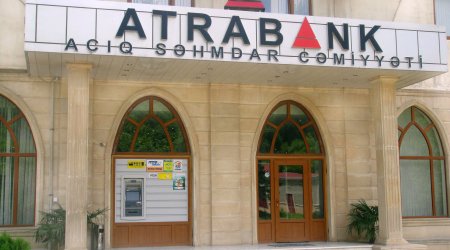 Azerbaijan rushes to shut banks before law on insuring deposits