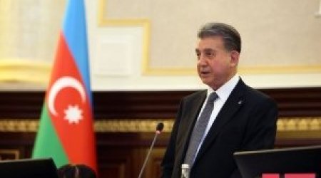 “AMEA-nın bəzi institutlarının birləşdirilməsi məsələsinə baxıla bilər”