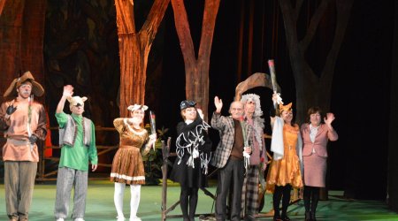 GTT-da “Dovşanın ad günü” tamaşasının premyerası keçirildi