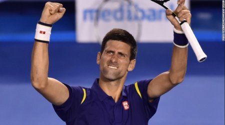 Novak Djokovic beats Roger Federer to reach final