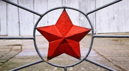 Bakıdakı sonuncu sovet ulduzları söküləcək – FOTO