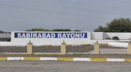 Abandoned newborn found alive on roadside in Azerbaijan