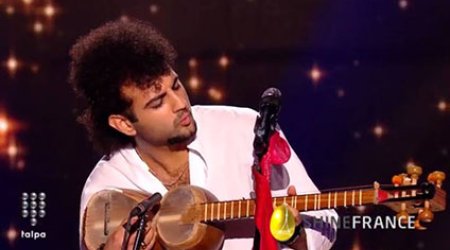 Azərbaycanlı ifaçı tarı ilə Fransanı heyran qoydu