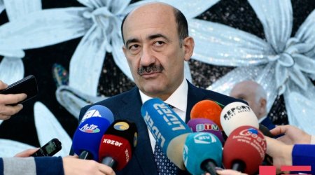 Əbülfəs Qarayev: “Yüksək fəxri ada layiq görülən insan bu adı alçaltmamalıdır