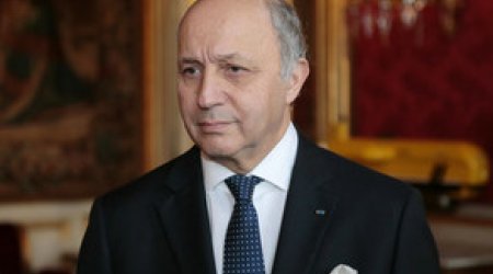 ​KİV: Fransanın xarici işlər naziri istefa verib