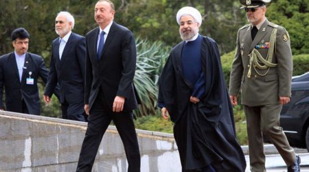 İlham Əliyev Həsən Ruhanini təbrik etdi