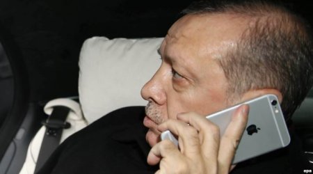 Ərdoğanı telefonla dolayıblar?- VİDEO