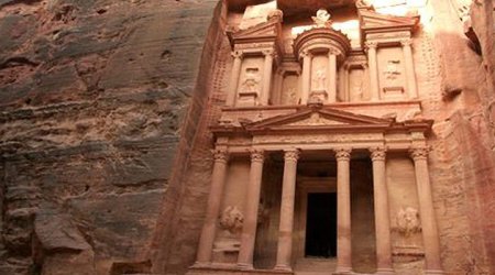 Старинный город закрыт для туристов