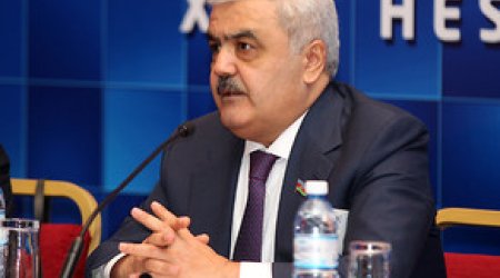 Ровнаг Абдуллаев отправится в Цюрих