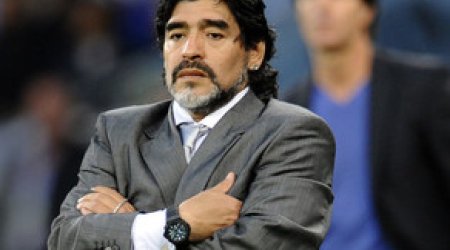 ​Maradona FİFA-nın yeni prezidentini xain adlandırdı