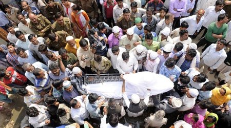 Hundreds mourn Indian 16-year-old burned alive following horrific rape