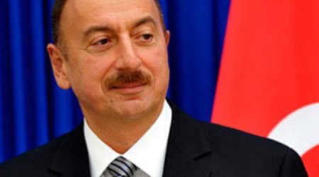 Prezidentə təqdim edilən siyahıda 140-a yaxın məhbusun adı var