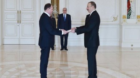 İlham Əliyev Moldova səfirinin etimadnaməsini qəbul etdi - FOTOLAR