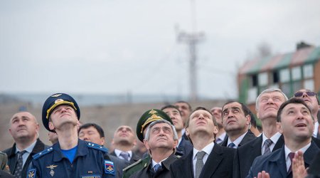 Rusiyanın yeni qırıcılarını Sarkisyana göstərdilər – FOTOLAR