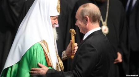 Rus kilsəsi rus ədəbiyyatına qarşı