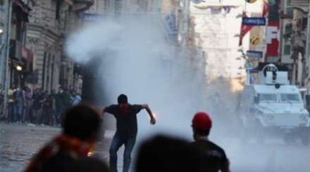 İstanbulda terror: 5 ölü, 20 yaralı - VİDEO+YENİLƏNİB