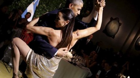 Obamanın tanqo rəqsi - VİDEO