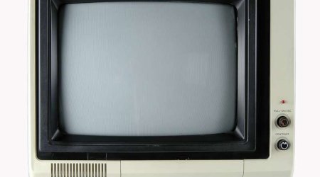 38-летний телевизор подключили к интернету